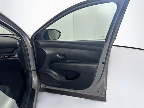 Used 2025 Hyundai Tucson SEL FWD image 32