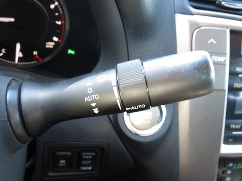 Used 2010 Lexus IS 250C image 18