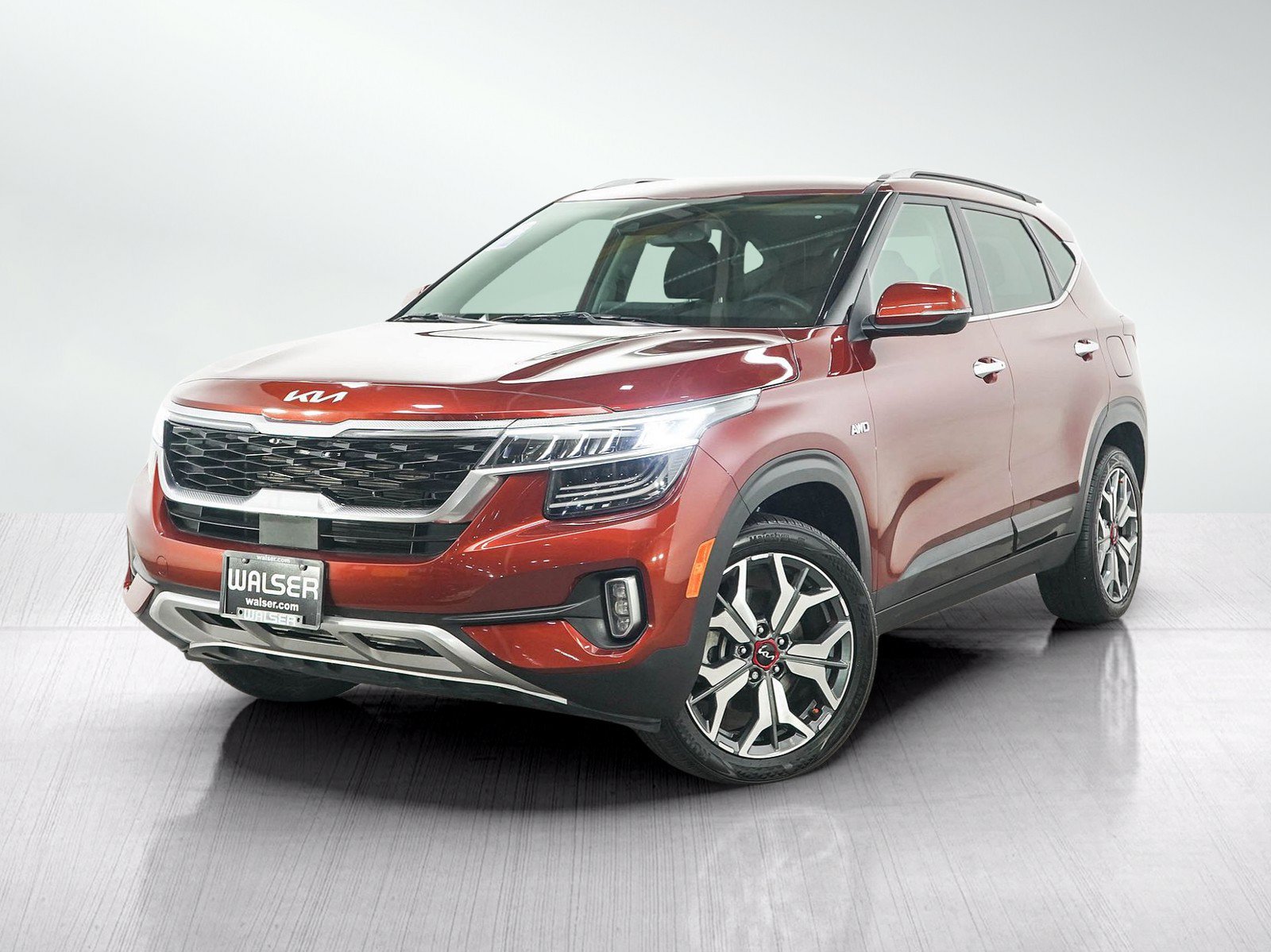 Used 2023 Kia Seltos SX AWD/4WD image 1