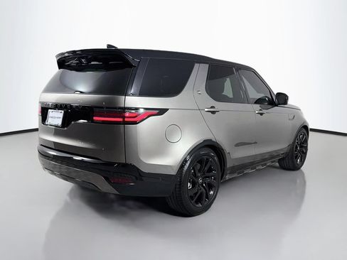 Certified 2025 Land Rover Discovery Dynamic SE AWD/4WD image 6