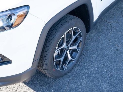 New 2026 Jeep Compass Limited w/ Sun, Sound & Navigation Group image 9