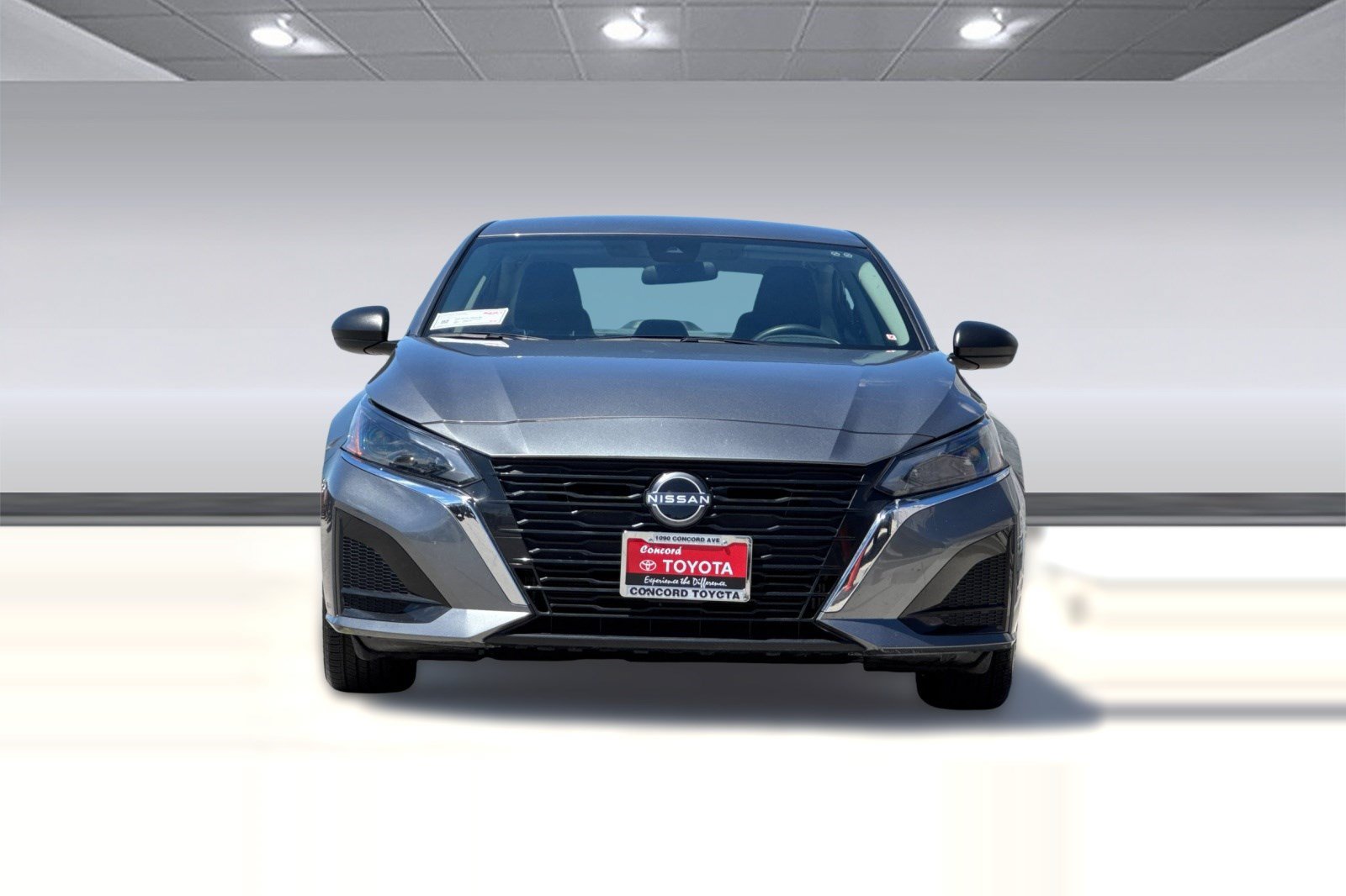 Used 2025 Nissan Altima 2.5 SV FWD image 6