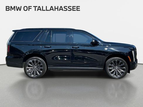 Used 2025 Cadillac Escalade Sport AWD/4WD image 6
