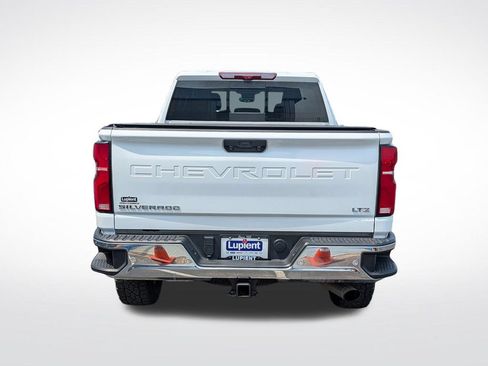 Used 2025 Chevrolet Silverado 2500 LTZ w/ LTZ Convenience Package AWD/4WD image 5