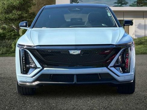 New 2026 Cadillac Lyriq V w/ Exterior Carbon Fiber Package image 9