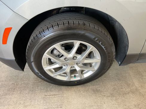 Used 2024 Chevrolet Equinox LT image 10