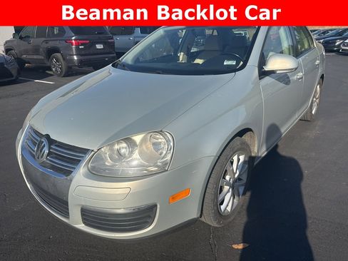 Used 2010 Volkswagen Jetta Limited Edition image 1