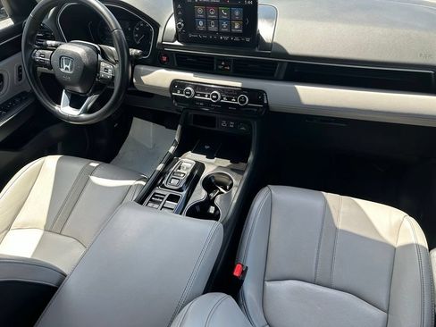 Used 2023 Honda Pilot Touring image 32