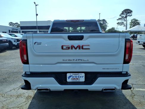 New 2026 GMC Sierra 1500 Denali AWD/4WD image 4