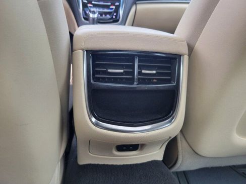 Used 2019 Cadillac CTS Luxury RWD image 19