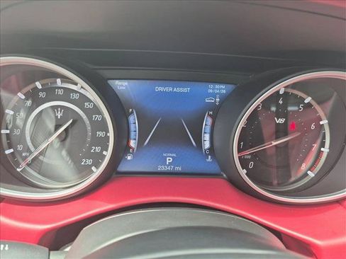 Used 2019 Maserati Levante GTS AWD/4WD image 11