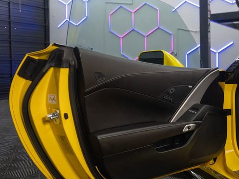 Used 2019 Chevrolet Corvette Z06 image 8