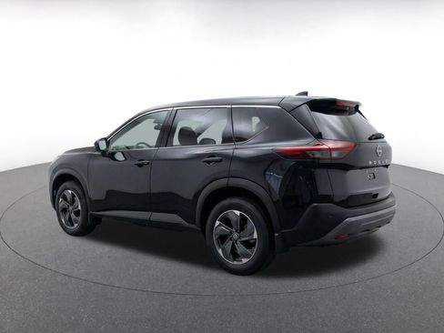 Used 2025 Nissan Rogue SV AWD/4WD image 7