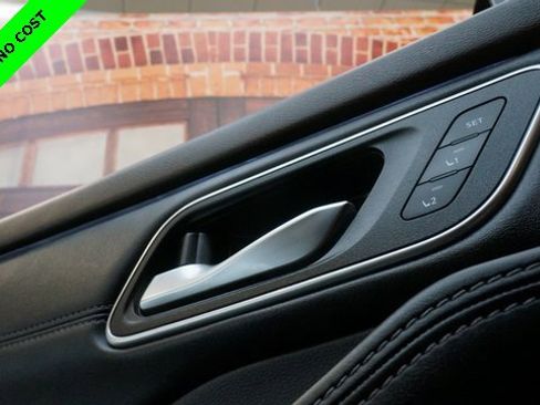 Certified 2023 Nissan Rogue Platinum image 28