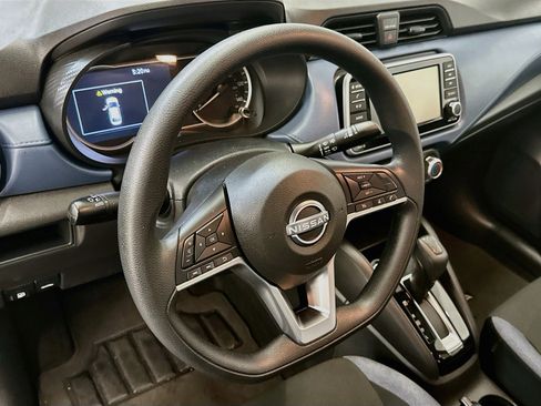 Used 2025 Nissan Versa SV w/ Trunk Package FWD image 18