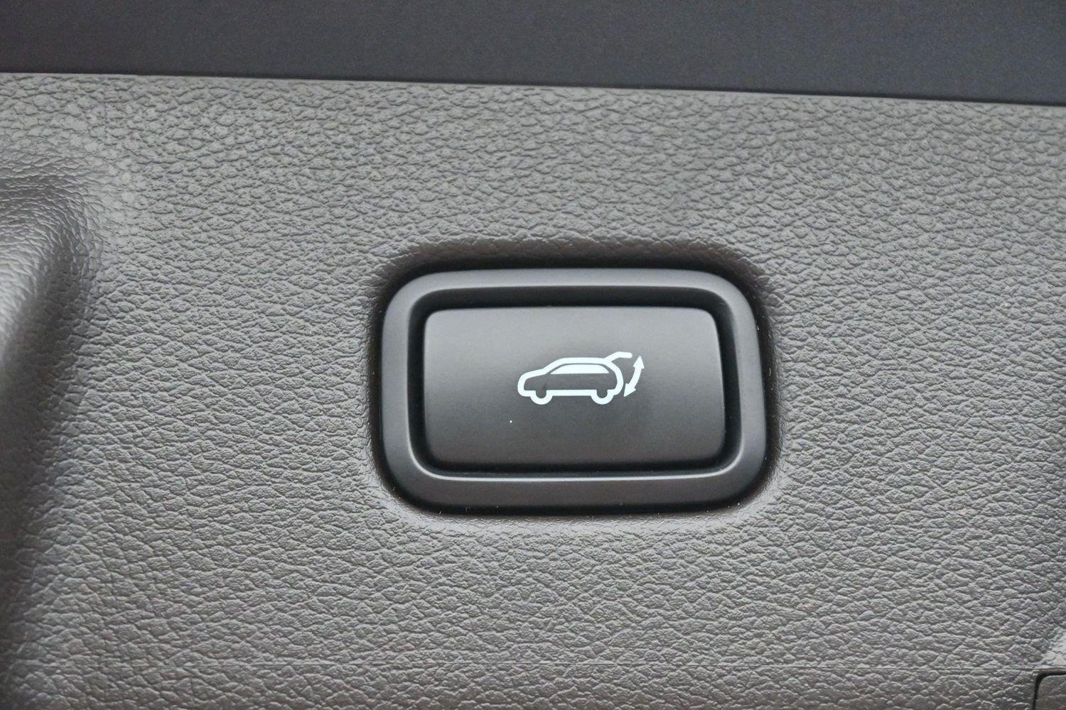 Used 2020 Hyundai Palisade Limited FWD image 11