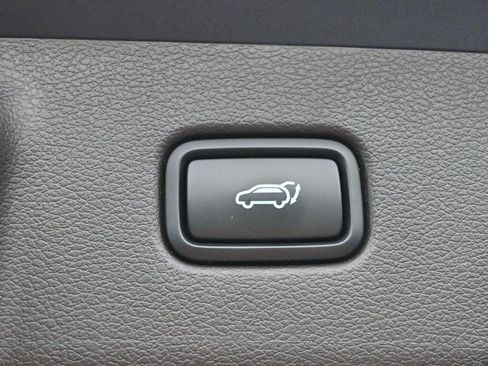 Used 2020 Hyundai Palisade Limited FWD image 11