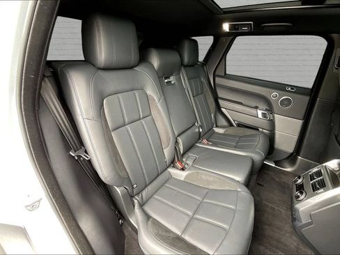 Used 2022 Land Rover Range Rover Sport HST AWD/4WD image 24