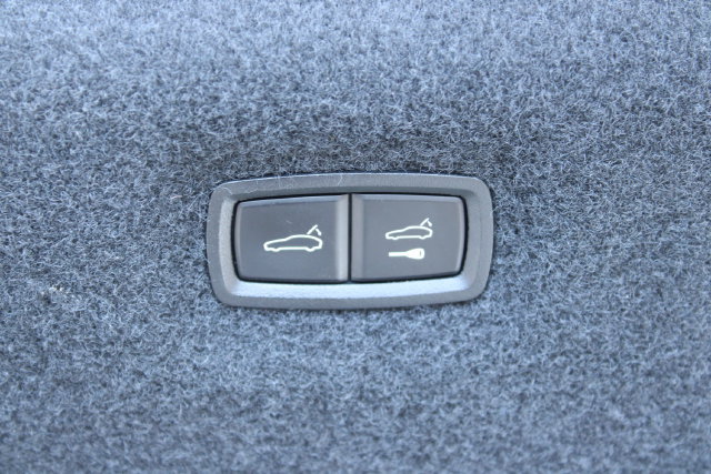 Used 2020 Porsche Taycan 4S AWD/4WD image 45