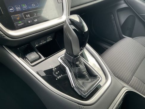 Used 2025 Subaru Outback Premium image 10