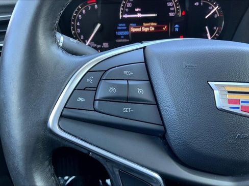 Used 2018 Cadillac XT5 Premium Luxury image 18