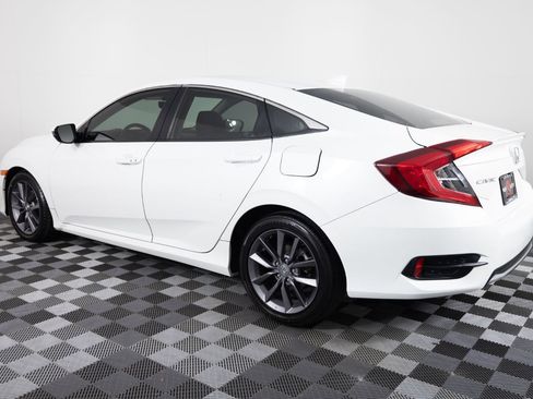 Used 2020 Honda Civic EX-L image 4