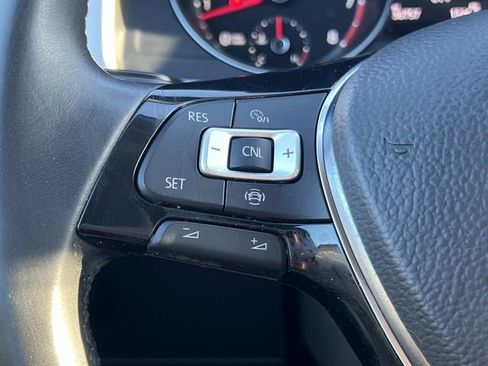 Used 2019 Volkswagen Atlas SE w/ Towing Package image 15