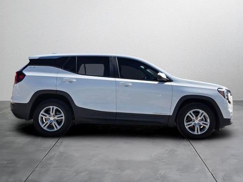 Used 2023 GMC Terrain SLE FWD image 5