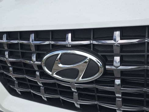 New 2026 Hyundai Venue SEL FWD image 12