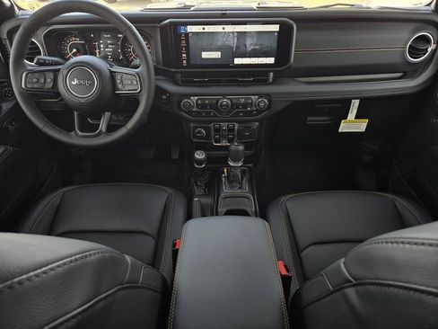 New 2025 Jeep Gladiator Sport image 16