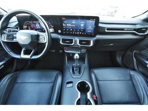 Used 2025 Ford Mustang Premium RWD image 10