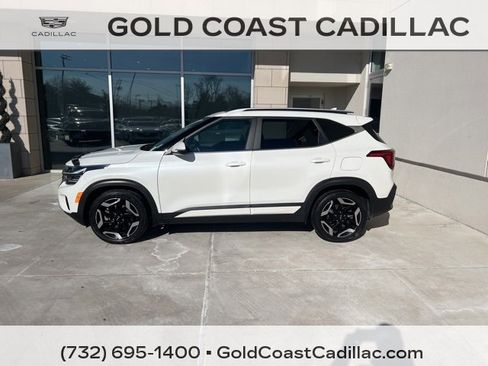 Used 2024 Kia Seltos SX w/ SX Sunroof Package image 2