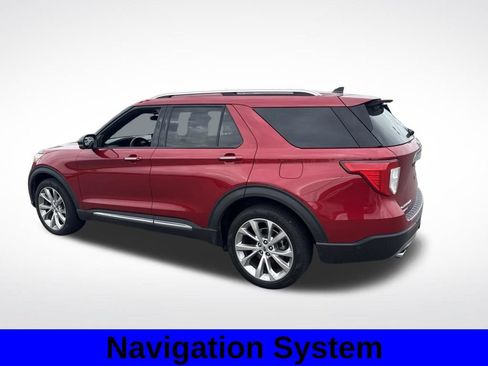 Used 2021 Ford Explorer Platinum w/ Equipment Group 601A AWD/4WD image 3