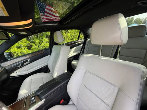 Used 2016 Mercedes-Benz E 350 4MATIC Sedan image 44
