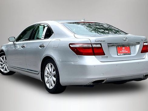 Used 2007 Lexus LS 460 RWD image 4