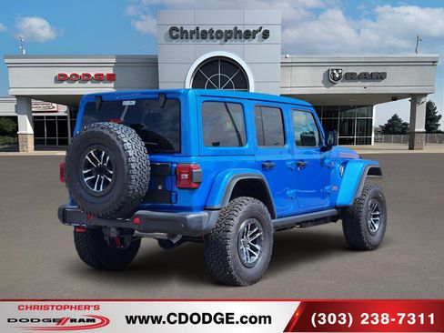Used 2026 Jeep Wrangler Unlimited Rubicon AWD/4WD image 3