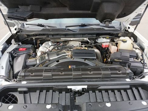 Used 2023 Chevrolet Silverado 2500 LT image 28