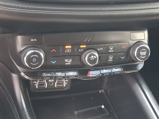 Used 2021 Dodge Durango GT w/ Blacktop Package AWD/4WD image 15