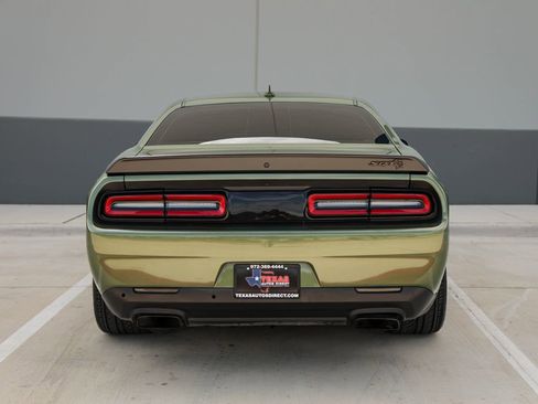 Used 2023 Dodge Challenger SRT Hellcat RWD image 6
