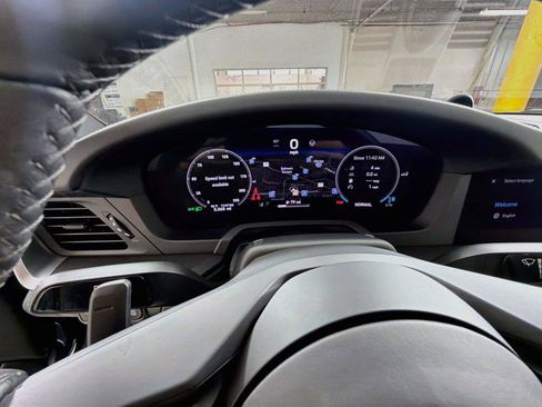Certified 2026 Porsche 911 Carrera 4S AWD/4WD image 19