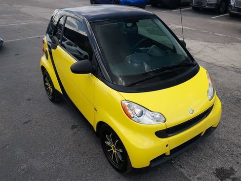 Used 2008 smart fortwo pure RWD image 18