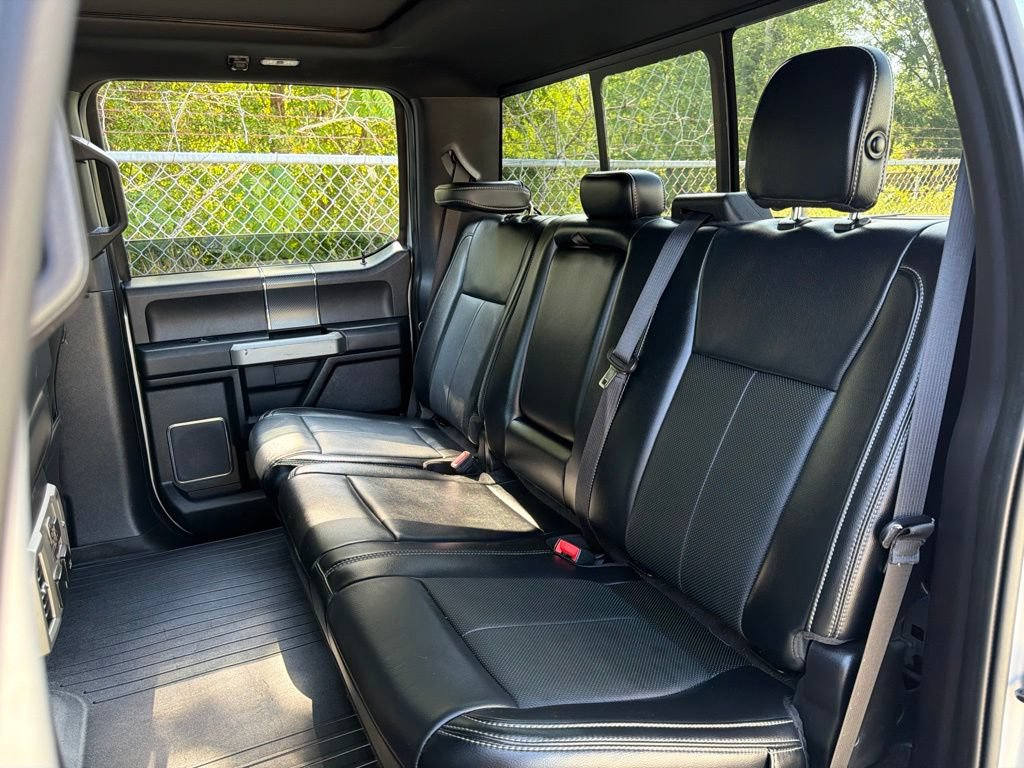 Used 2019 Ford F150 Lariat w/ Equipment Group 502A Luxury AWD/4WD image 17