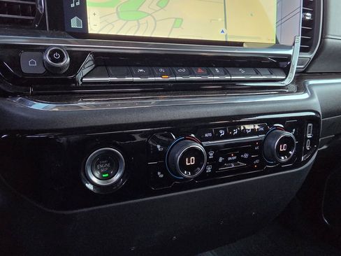 Used 2024 Chevrolet Silverado 1500 LT Trail Boss image 19