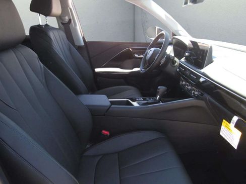 Certified 2025 Acura ADX AWD image 9