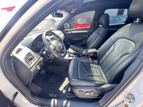 Used 2018 Audi Q3 2.0T Premium w/ Convenience Package FWD image 15
