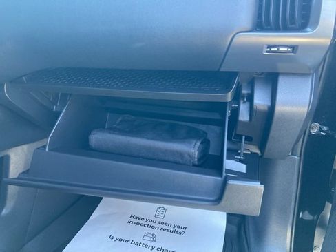 Used 2022 Nissan Pathfinder SL image 30