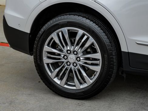 Used 2018 Cadillac XT5 Premium Luxury w/ Driver Assist Package image 50