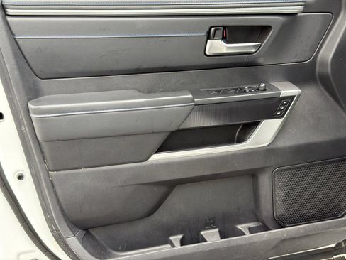 Used 2023 Toyota Sequoia Platinum AWD/4WD image 16