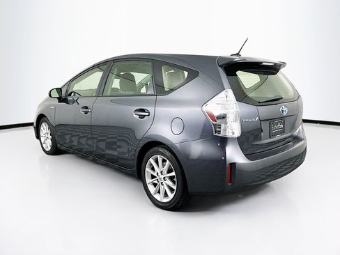 Used 2014 Toyota Prius V Five FWD image 5