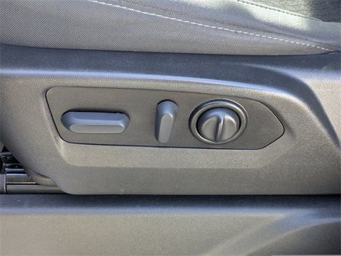 Used 2021 Chevrolet Silverado 1500 RST image 22